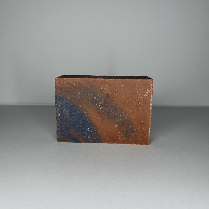 VELUNE Velvet Noir Signature Bar